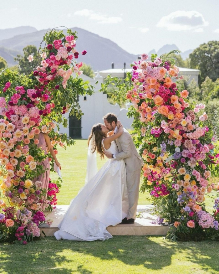 Dal - The Floral Agency