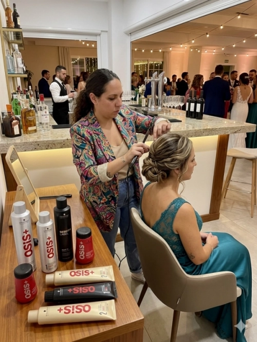 Leticia Samchez Salon