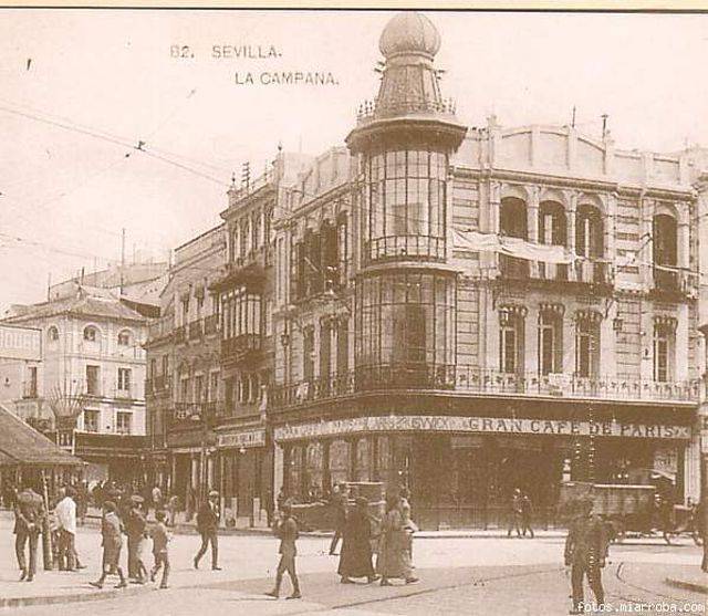 Manolo Julia En Gran Cafe De Paris