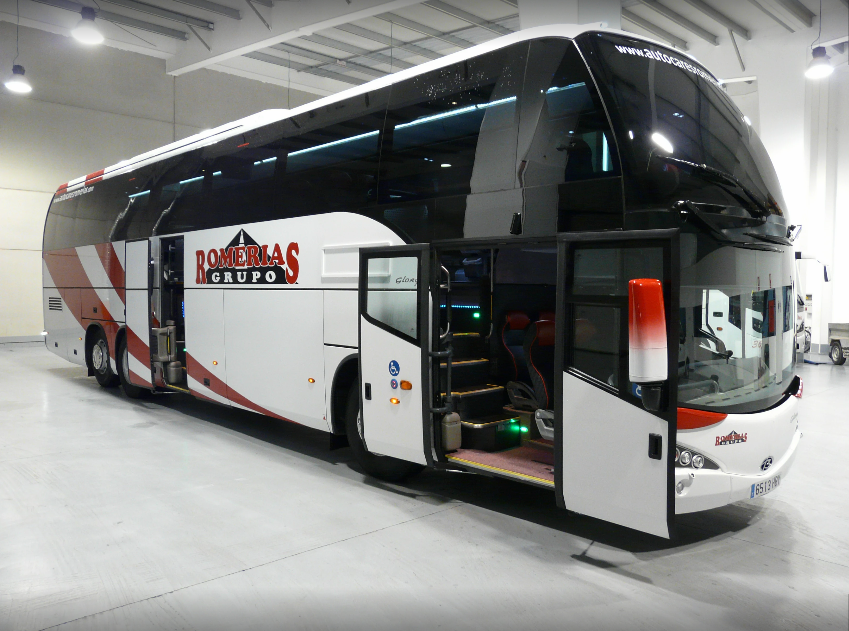 autocares romerias. autobuses en madrid. 70 plazas