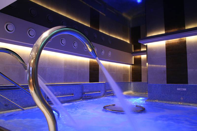 Aquatherapia Spa Center  