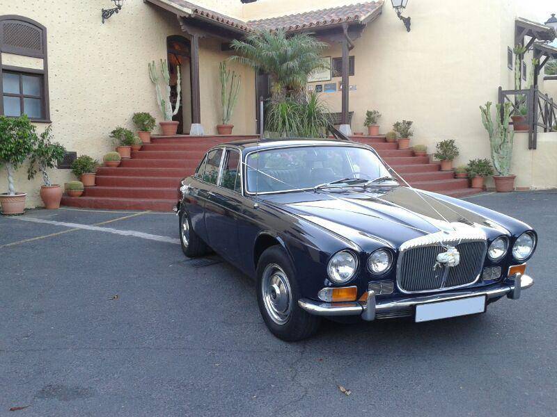 Hector José Hernández Pérez, coches clásicos para bodas