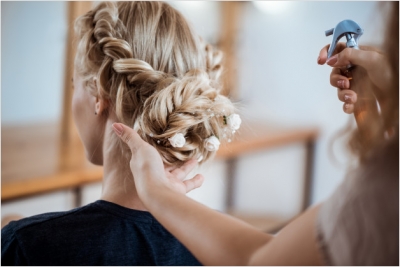 Los peinados de moda para ir de boda este año