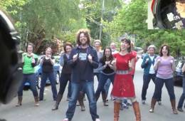 ¿Quieres participar en un flashmob para una pedida de mano?