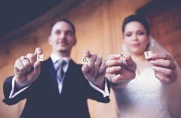 Una romántica y elegante boda a la luz de las velas