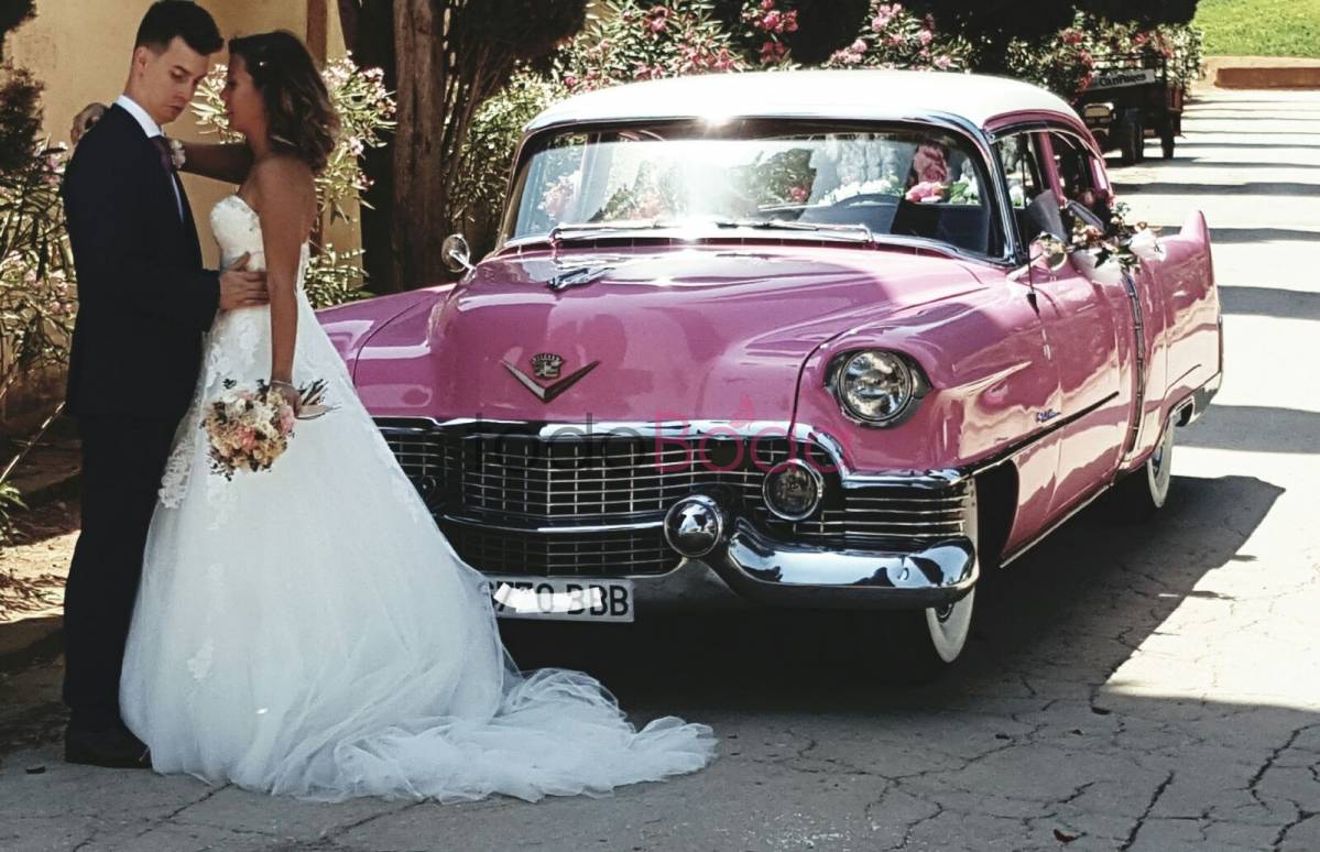 cadillac rosa coche bodas barcelona