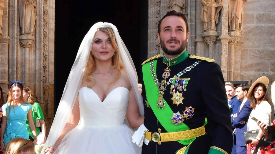 El espectacular vestido de Sophie Karoly de la mano de Pronovias