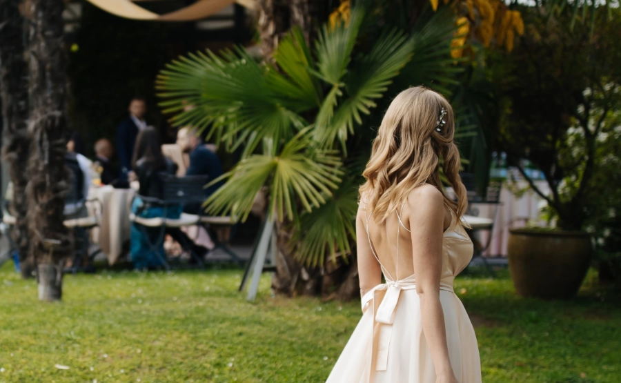 Prepara tu melena para el día de la boda: ¡di adiós al pelo graso!