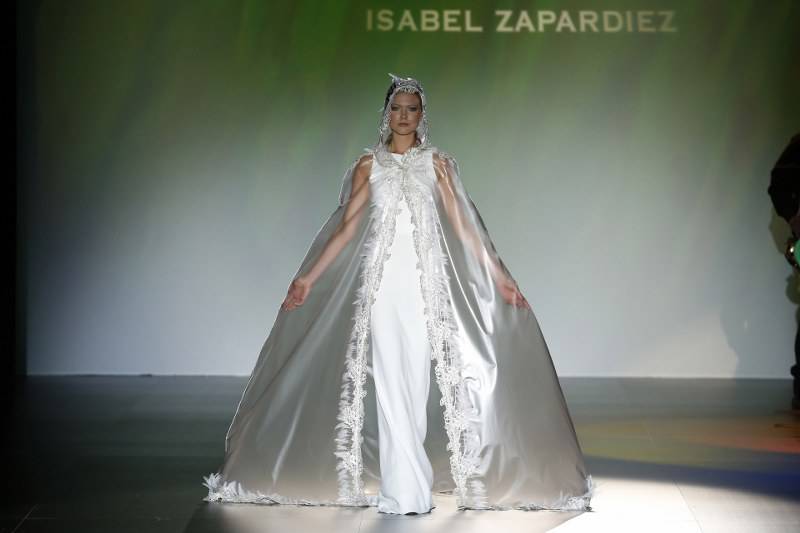 Isabel Zapardiez se inspira en los sueños las | Todoboda.com