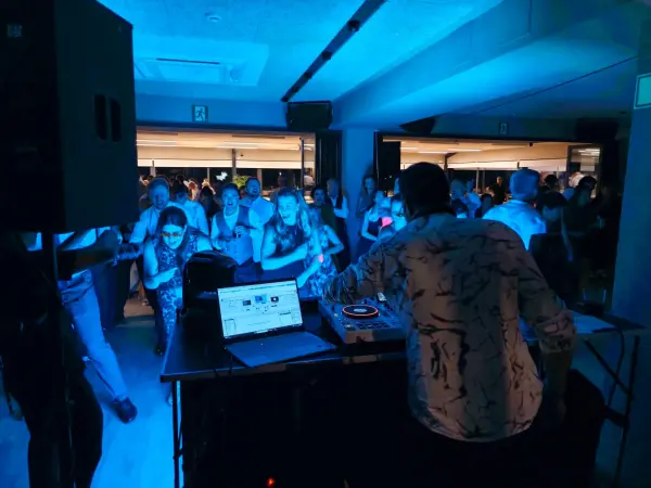 Txingudi Deejays – Música en Ezkio-Itsaso – foto 5