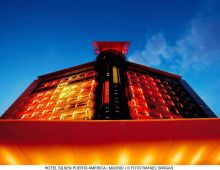 Hotel Silken Puerta De América