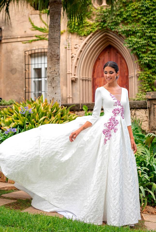 Navarro - Vestidos de Novia Alicante/Alacant | TodoBoda.com