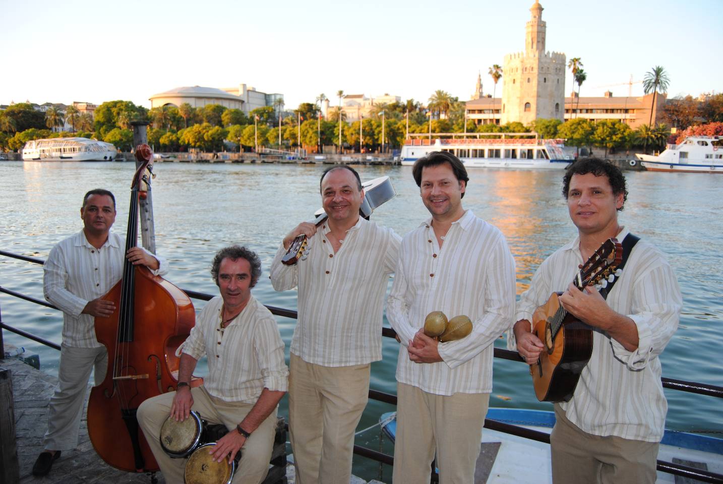 Grupo Música Cubana (son, Boleros, Salsa, Cha-cha-chá) En Sevilla - Clave De Son