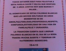 Suelta De Palomas Blancas