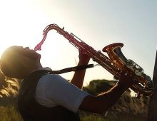 Saxofonista Aaron Cabral